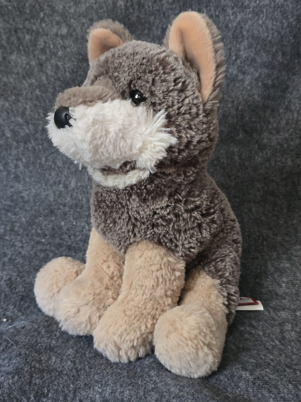 EUC Douglas Cuddle Toy Albie the Soft Wolf - Style #4647